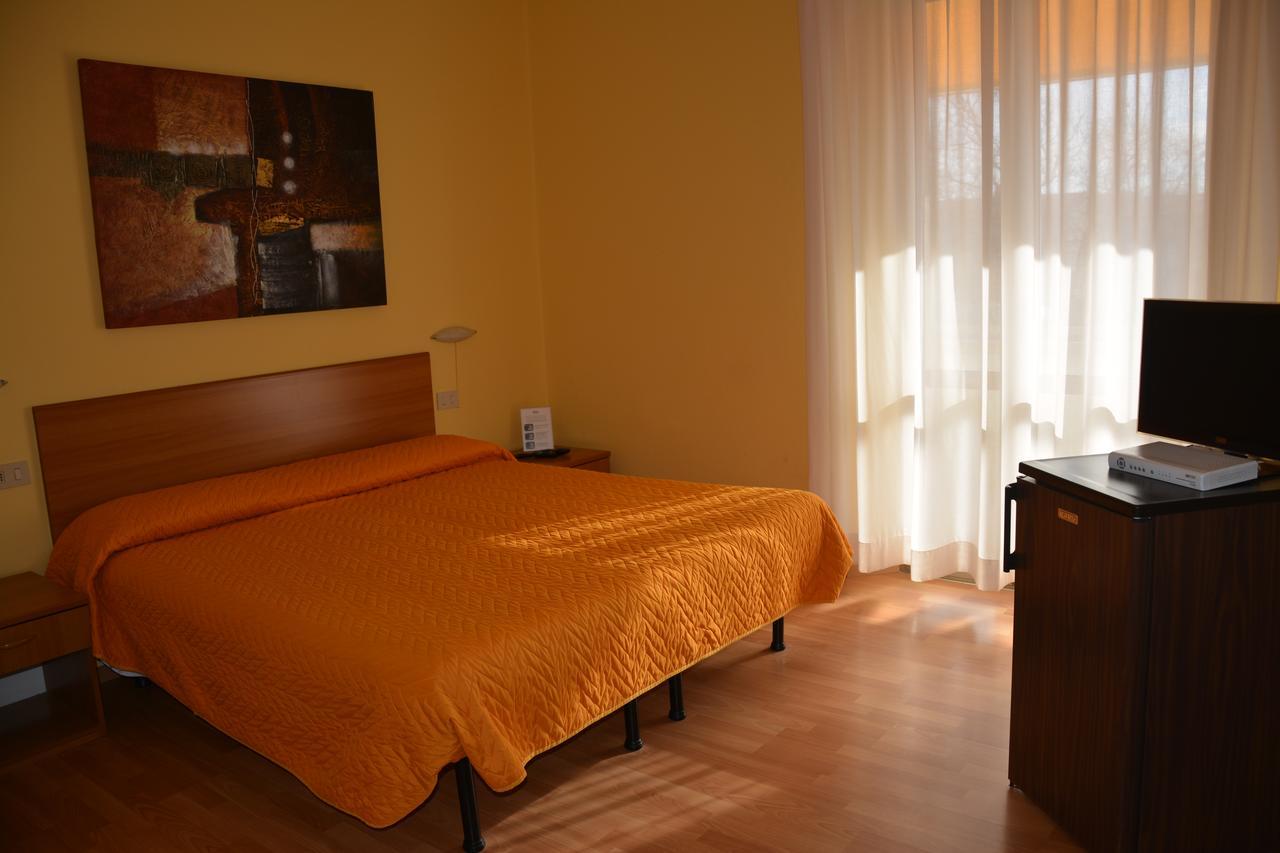 Piccolo Hotel Rosignano Solvay Exterior photo